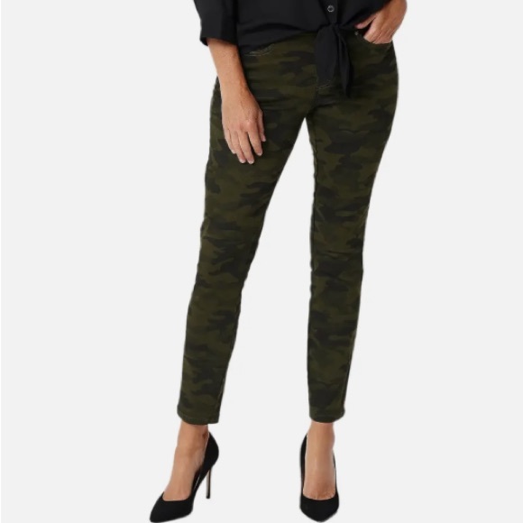 Belle by Kim Gravel Denim - Bell by Kim Gravel tripe luxe twill jeans Camo pull on high rise military 16T